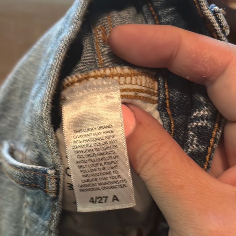 Lucky Brand Straight Leg Blue Jeans with Modern Distressing - Picture 9 of 11